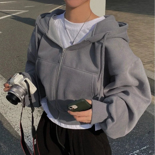 Y2K cropped hoodie for women — zip-up, long sleeve, Harajuku streetwear style. Perfect for autumn and winter.