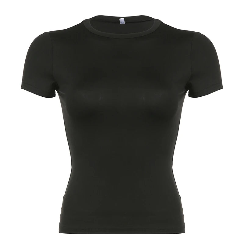 Basic short-sleeve crop top, slim fit, Y2K streetwear style.