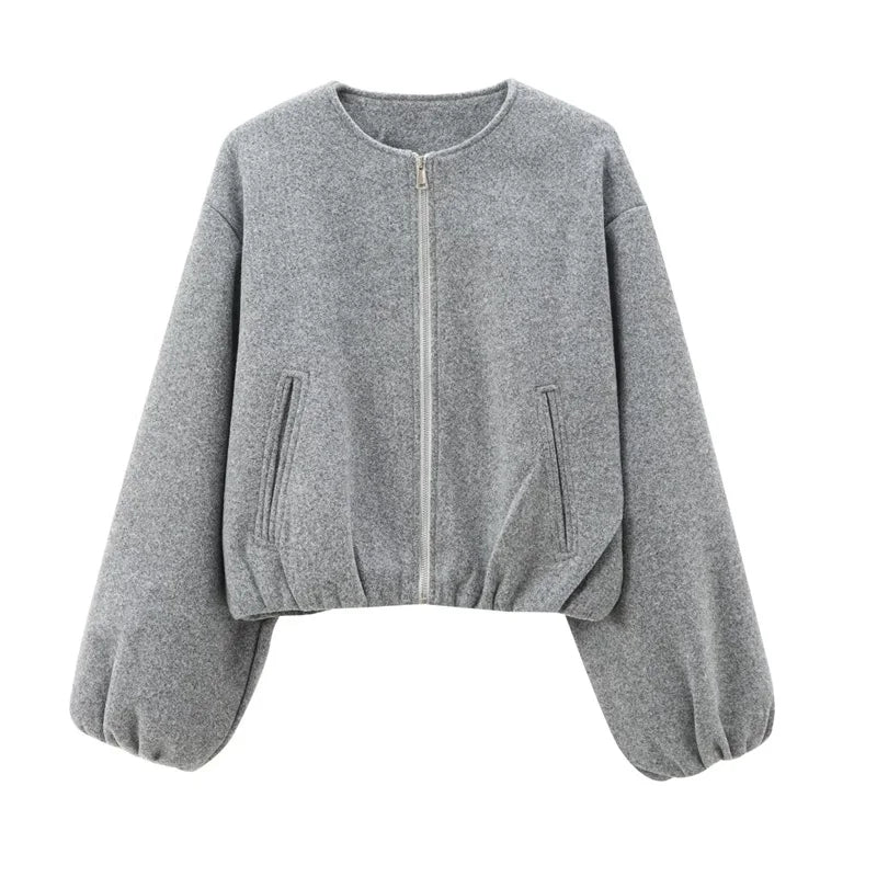 Faux wool cropped bomber — effortless style for fall and winter.