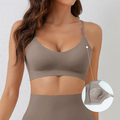 Seamless, breathable bra with soft support — no steel ring, ultra-comfortable.